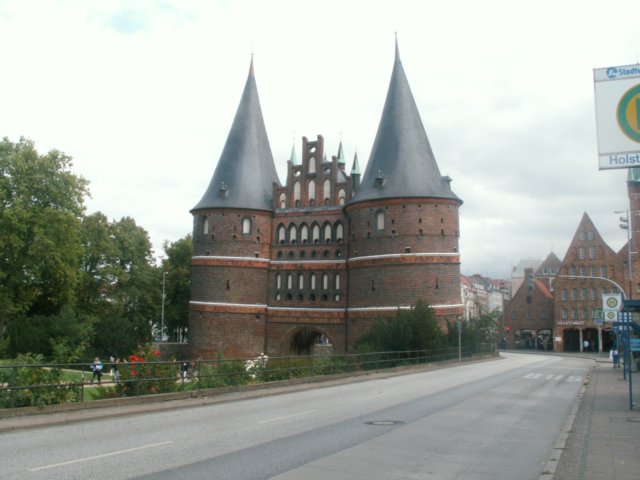 pict2369.jpg